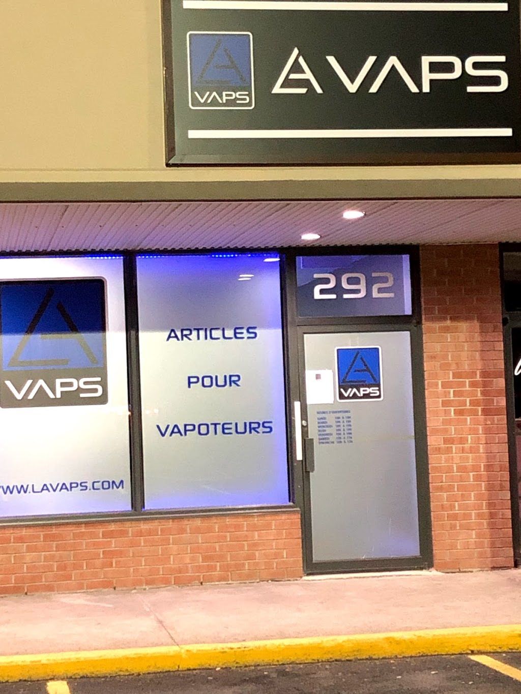 LA VAPS BELOEIL ARTICLES POUR VAPOTEURS | 292 Boulevard Yvon-LHeureux N, Beloeil, QC J3G 5P2, Canada | Phone: (450) 536-0666