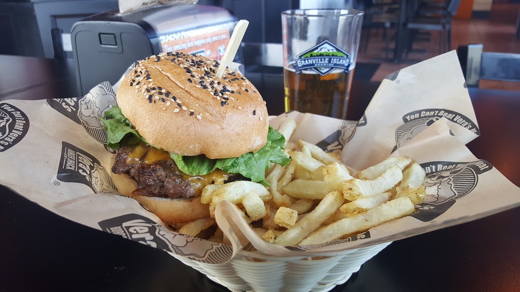 Veras Burger Shack | 19800 Lougheed Hwy #390, Pitt Meadows, BC V3Y 2W1, Canada | Phone: (604) 460-1115