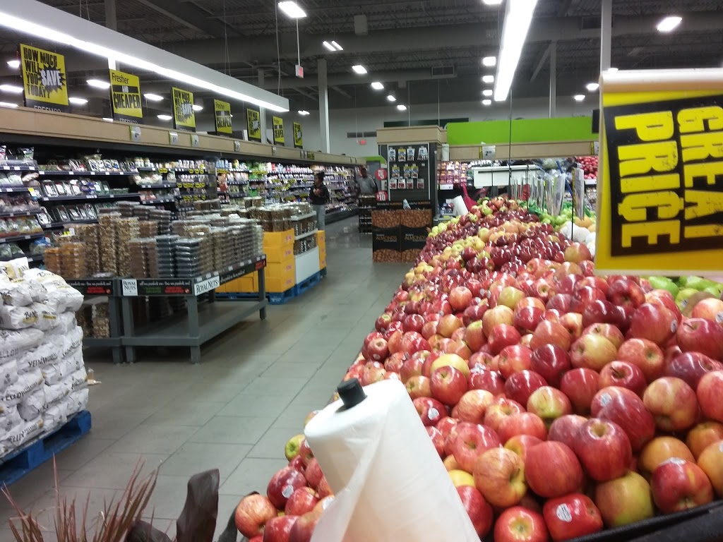 FreshCo | 9580 McCowan Rd, Markham, ON L3P 3J3, Canada | Phone: (905) 887-4366