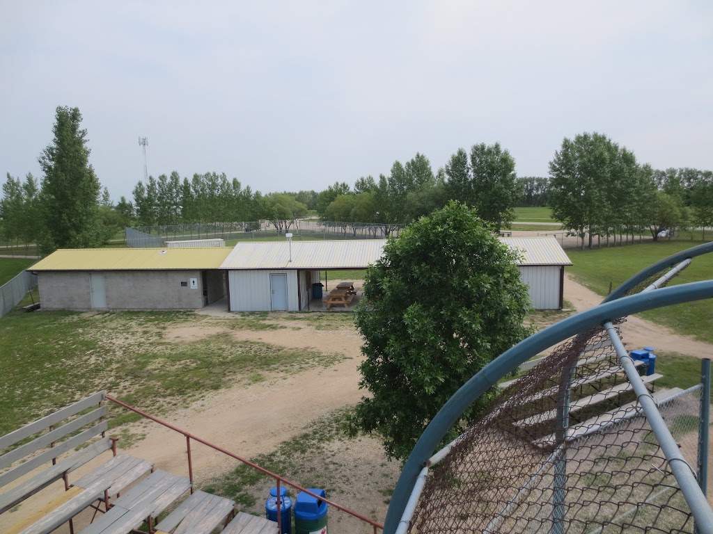 Seine River Minor Ball Park | 1130 Arnould Rd, Ile des Chênes, MB R0A 0T0, Canada | Phone: (204) 232-8775