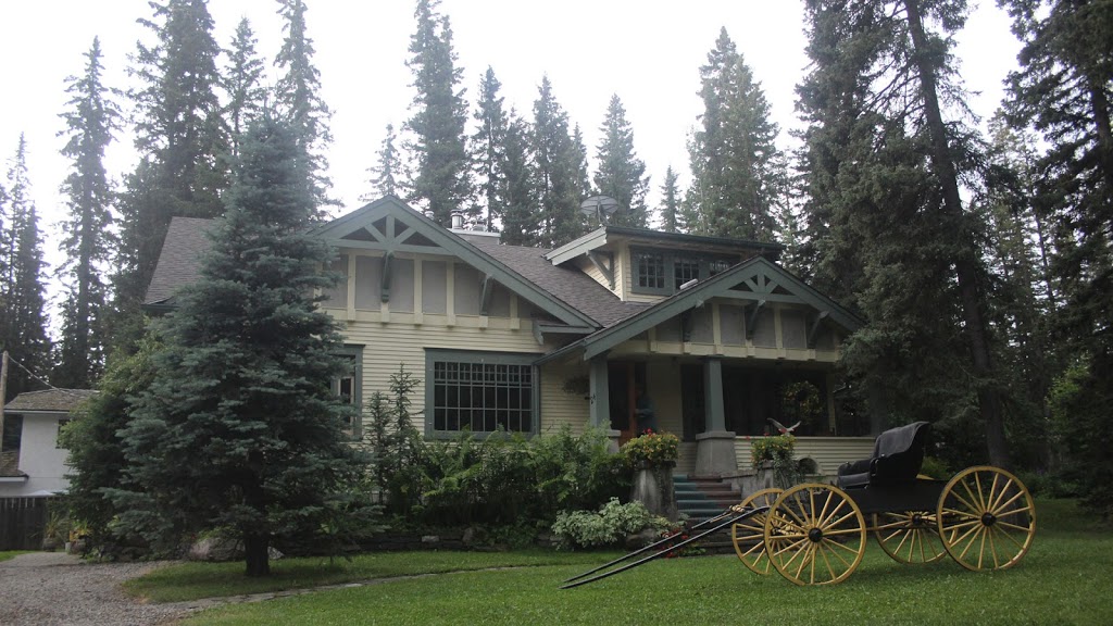 The Craftsman House | 24 White Crescent, Bragg Creek, AB T0L 0K0, Canada | Phone: (403) 949-3655