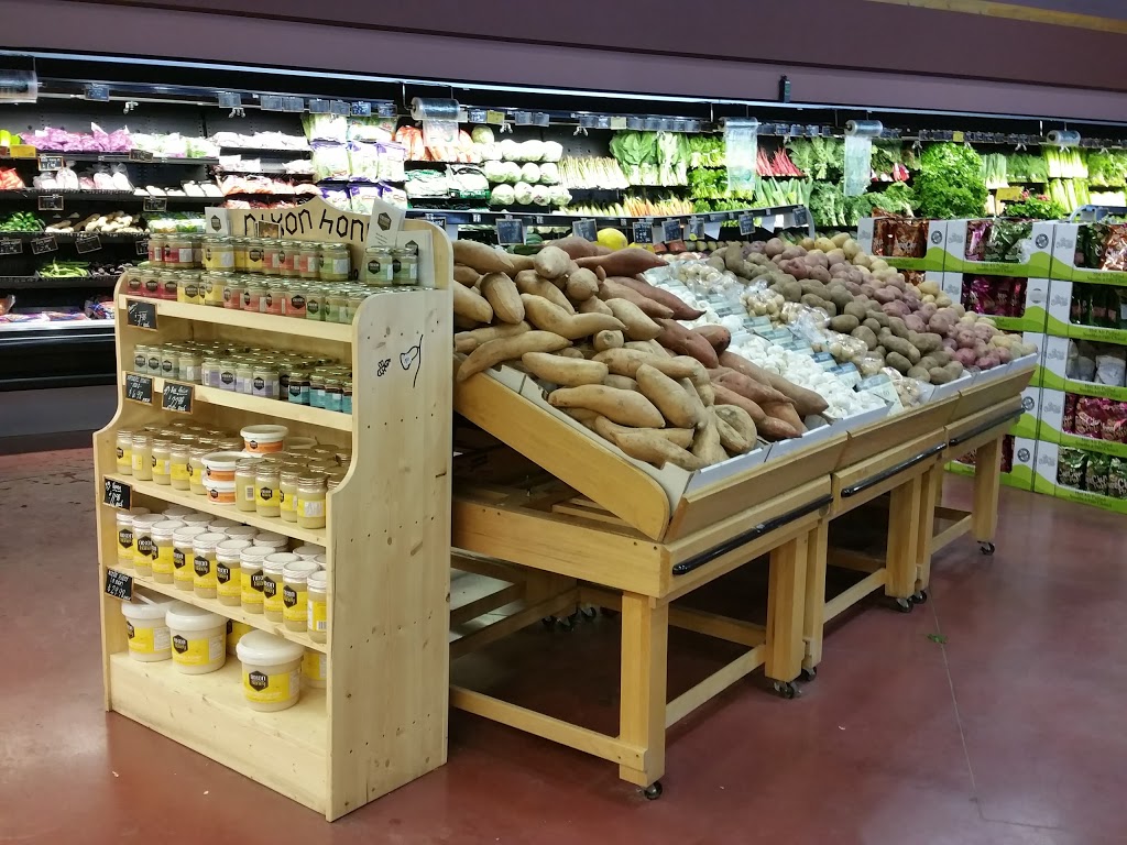 H&W Produce | 6120 Terrace Rd NW, Edmonton, AB T6A 3Z1, Canada | Phone: (780) 485-2018