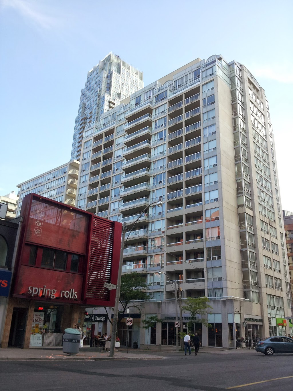 Condo in Toronto - Toronto Rental Suites | 384 Yonge St #122, Toronto, ON M5B 1S8, Canada | Phone: (647) 692-7730