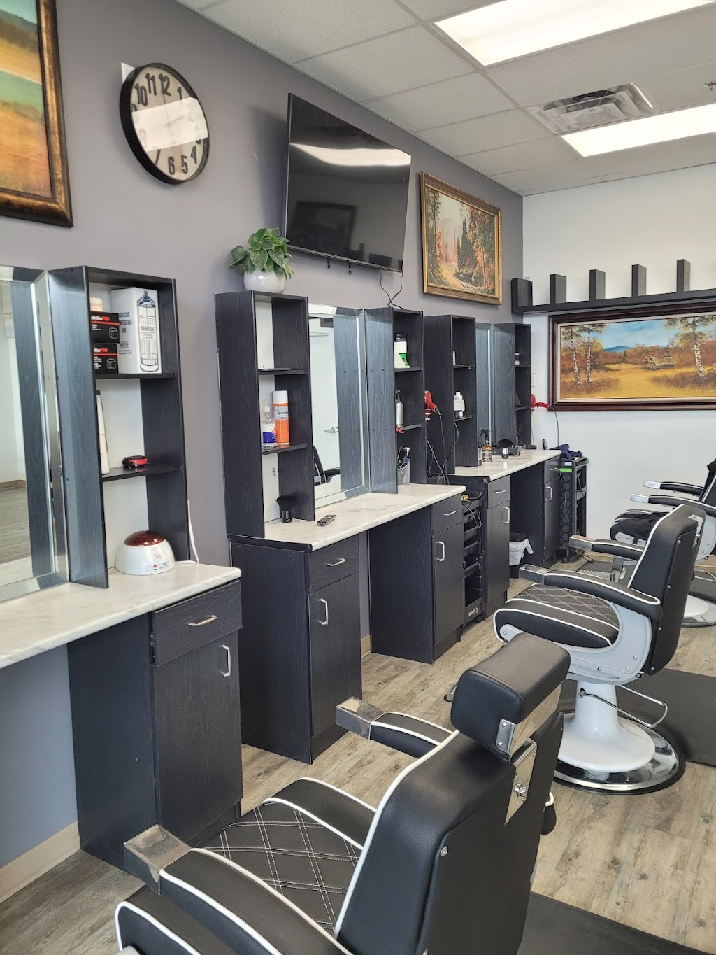 Sharp Barber | 5243 55 Ave NW unit 109, Edmonton, AB T6B 3V1, Canada | Phone: (780) 540-1152