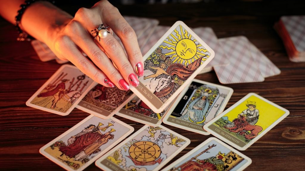 NIRVANA TAROT & PSYCHIC READER | Martinwood Ct NE, Calgary, AB T3J 3H2, Canada | Phone: (780) 729-8563