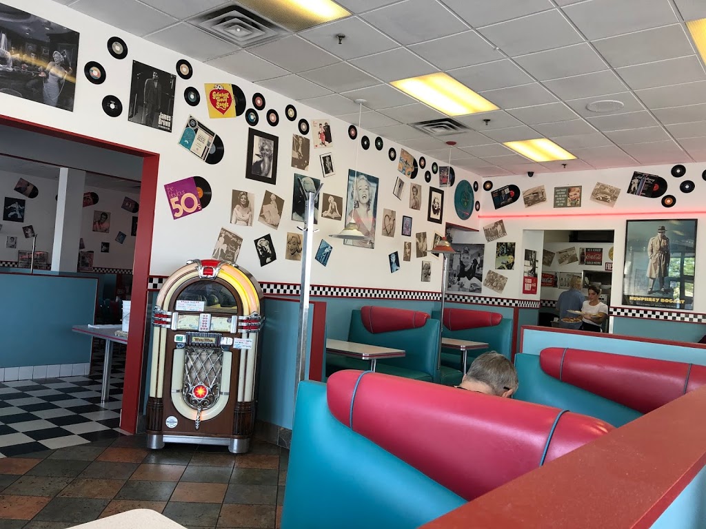 Fifties Diner | 649 Fourth Line, Oakville, ON L6L 5B3, Canada | Phone: (905) 849-0308