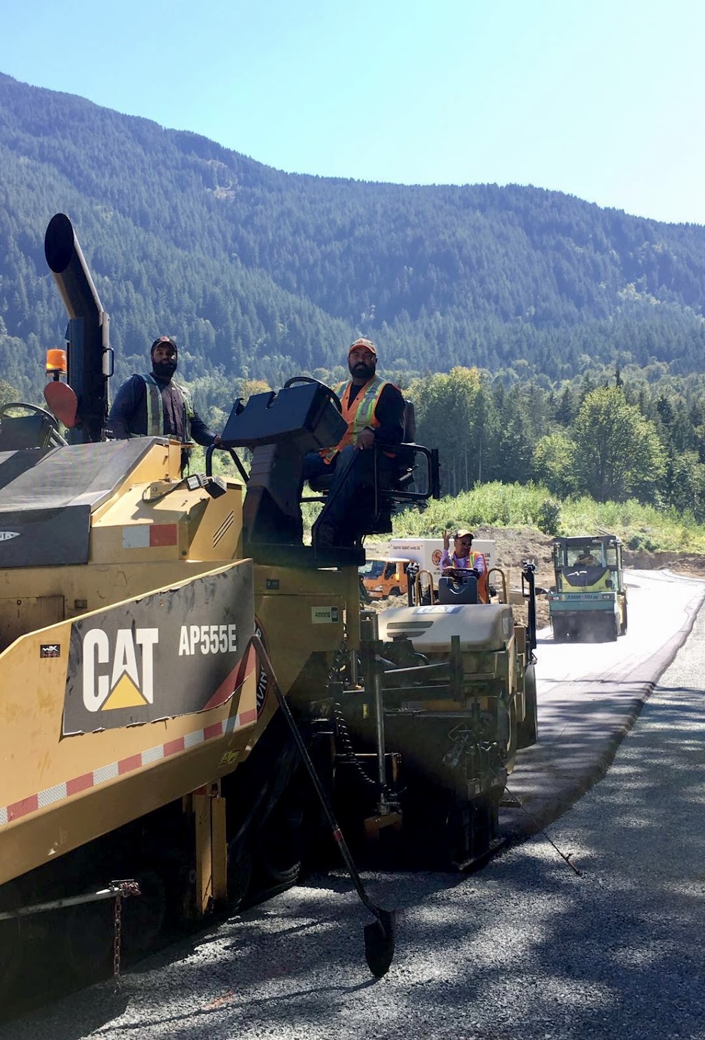 Superior Asphalt Paving Ltd | 23633 Fraser Hwy, Langley Twp, BC V2Z 2K5, Canada | Phone: (604) 530-2412