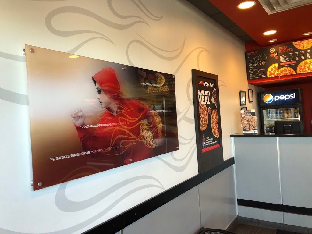 Pizza Hut | 55 Castleridge Blvd NE, Calgary, AB T3J 3J8, Canada | Phone: (403) 310-1010