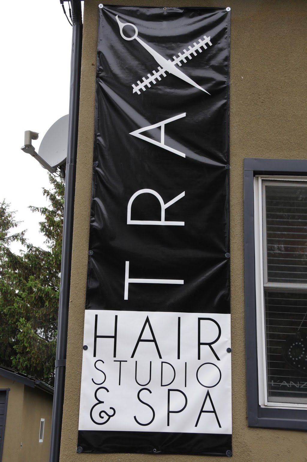 Trax Hair Studio & Spa | 2054 Horseshoe Valley Rd W, Barrie, ON L4M 4Y8, Canada | Phone: (705) 725-4990