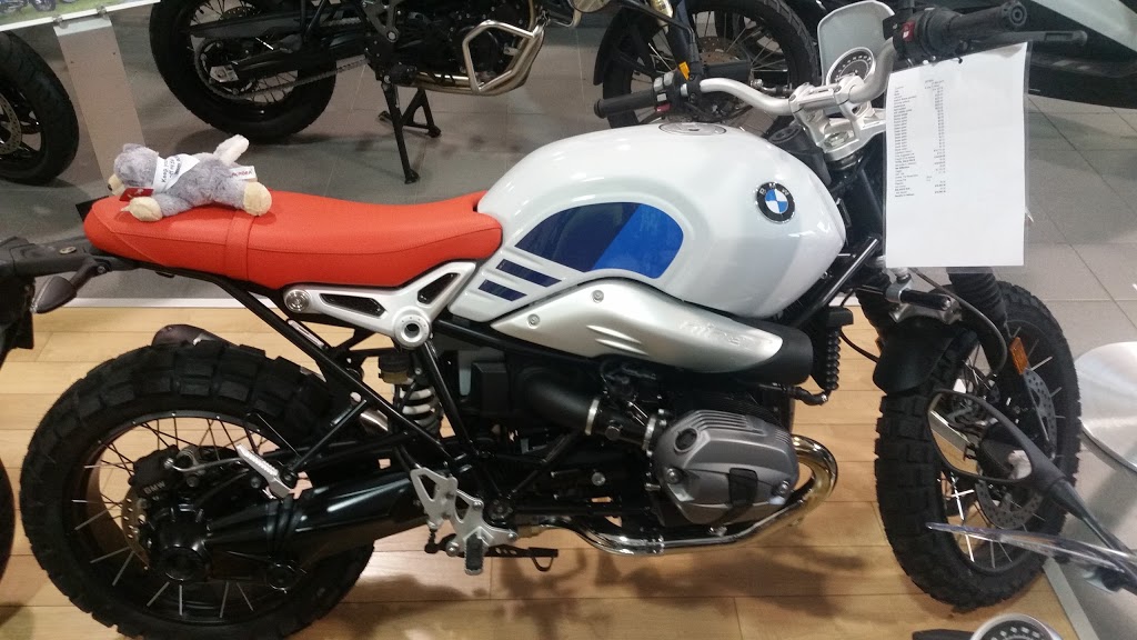 Wolf BMW Motorrad & Wolf Indian Motorcycles | 1331 Hyde Park Rd, London, ON N6H 5M5, Canada | Phone: (519) 951-9482