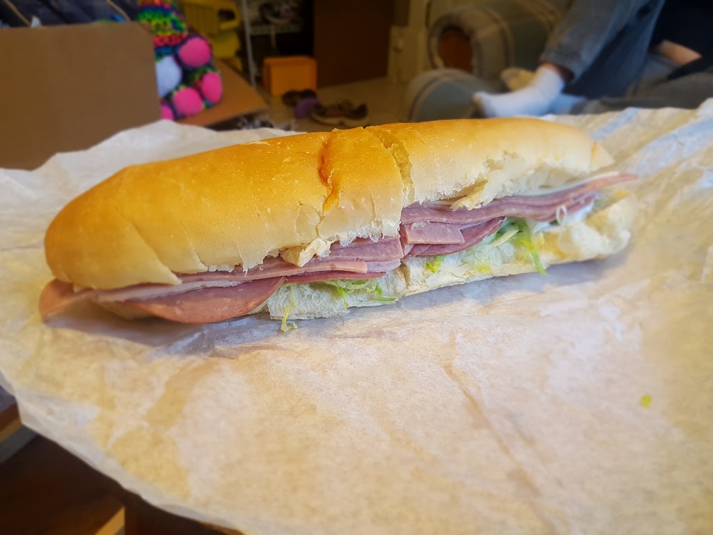 Papous Place Subs and Ice Cream | 73 Cedar St, Cambridge, ON N1S 1V6, Canada | Phone: (519) 621-1107