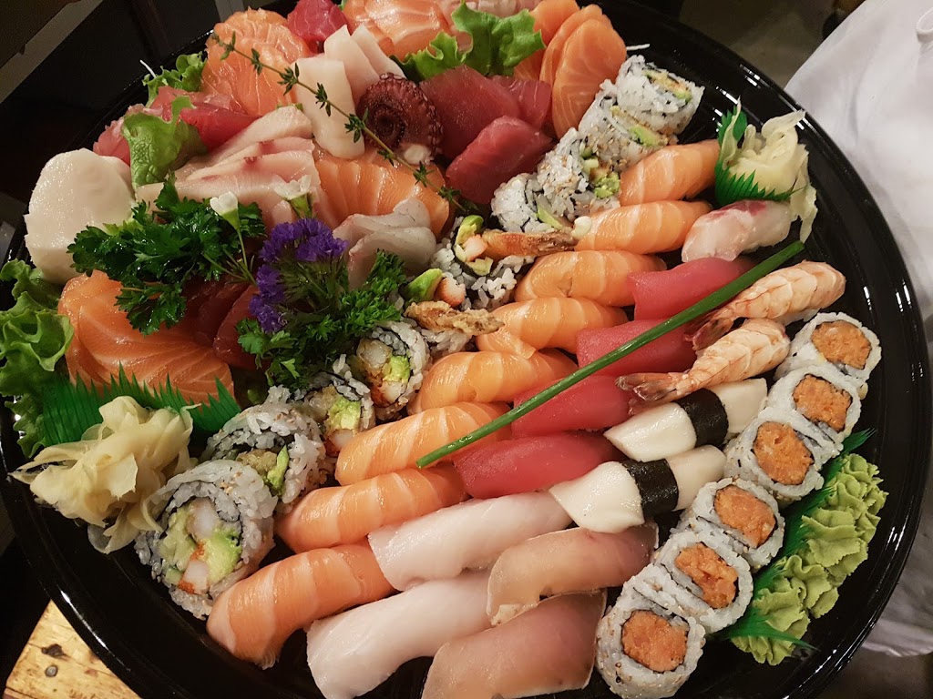 Momiji Japanese Restaurant | 2955 Bloor St W, Etobicoke, ON M8X 1B8, Canada | Phone: (416) 232-2320