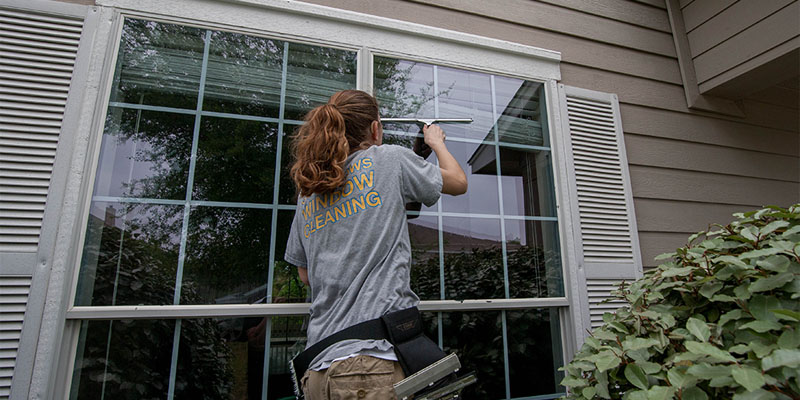 Saanich window Cleaning | 4055 Wilkinson Rd, Victoria, BC V8Z 5A3, Canada | Phone: (250) 508-6095