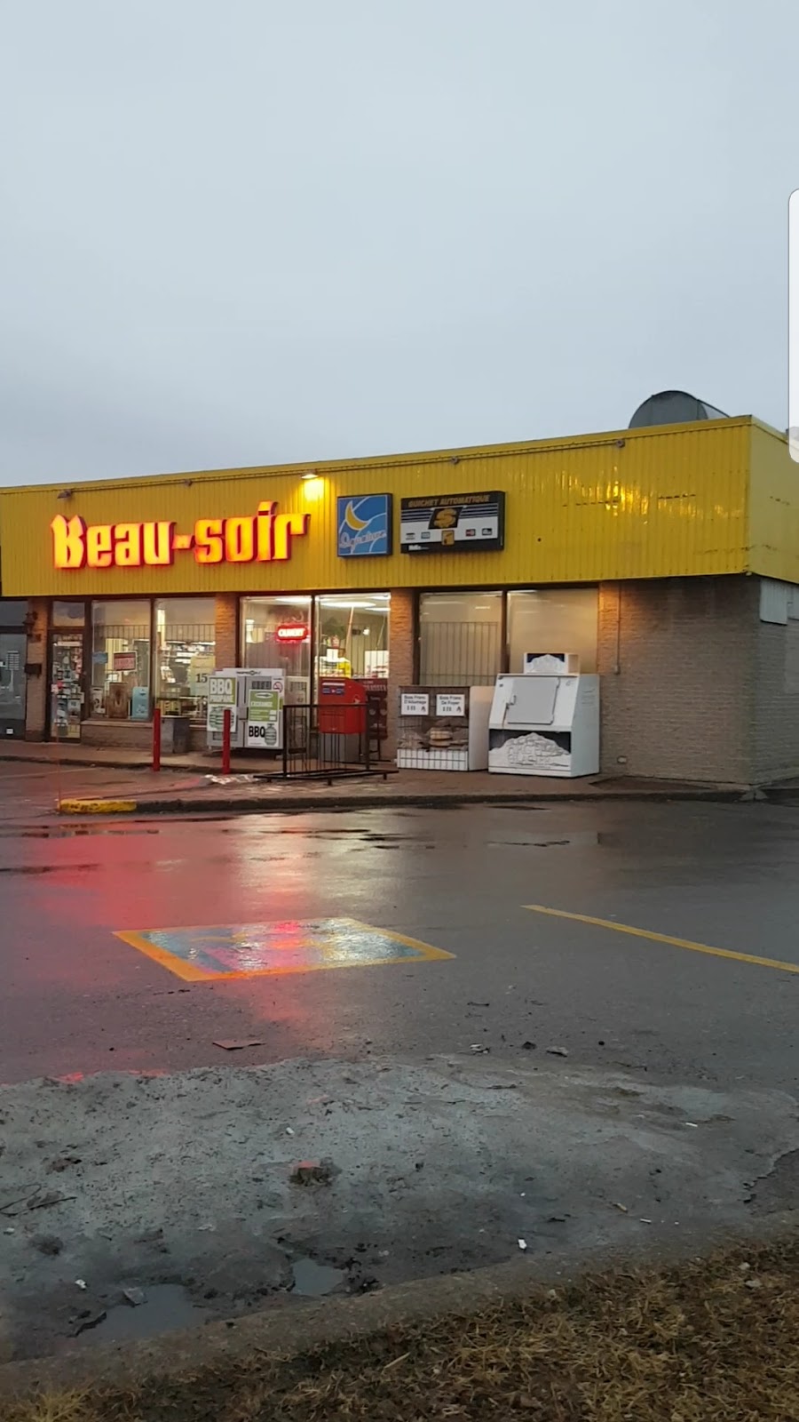 Dépanneur Beau-Soir Candiac | 91 Chemin Saint-François-Xavier, Candiac, QC J5R 4V4, Canada | Phone: (450) 638-6318