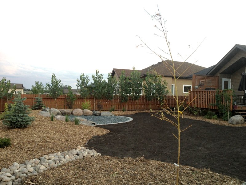 Capital Landscaping | 12 Jefferson St #89, Morden, MB R6M 0A3, Canada | Phone: (204) 823-0514