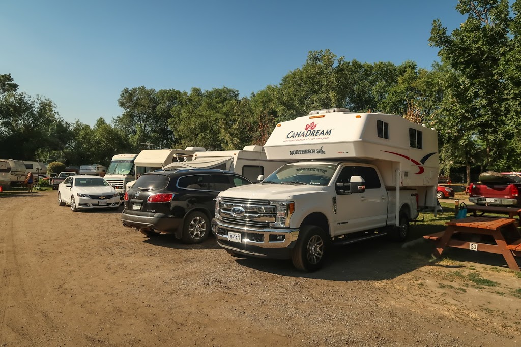 Willow Creek Family Campground | 3316 Lakeshore Rd, Kelowna, BC V1W 3T1, Canada | Phone: (250) 762-6302