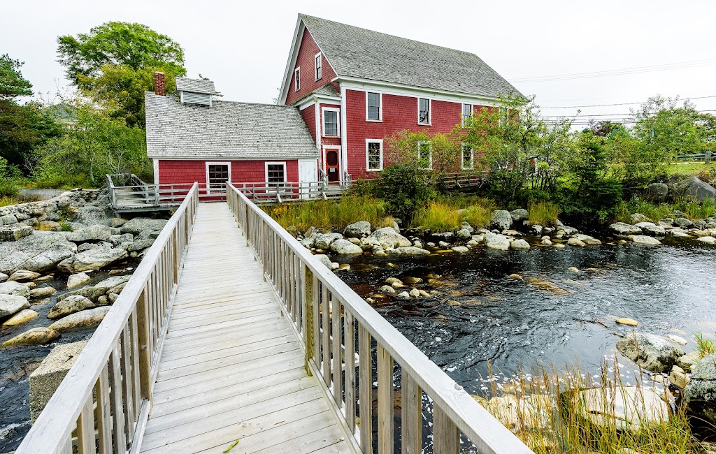 Barrington Woolen Mill | 2368 Nova Scotia Trunk 3, Barrington, NS B0W 1E0, Canada | Phone: (902) 637-2185