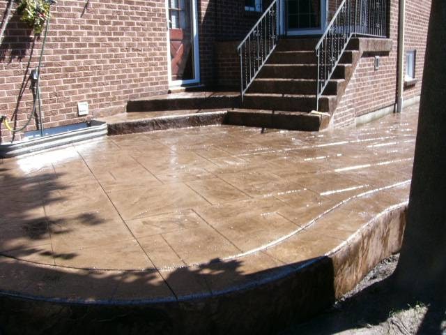 Hardscape Patterned Walkways | 76 Burgon Pl, Aurora, ON L4G 7Y2, Canada | Phone: (905) 392-9892