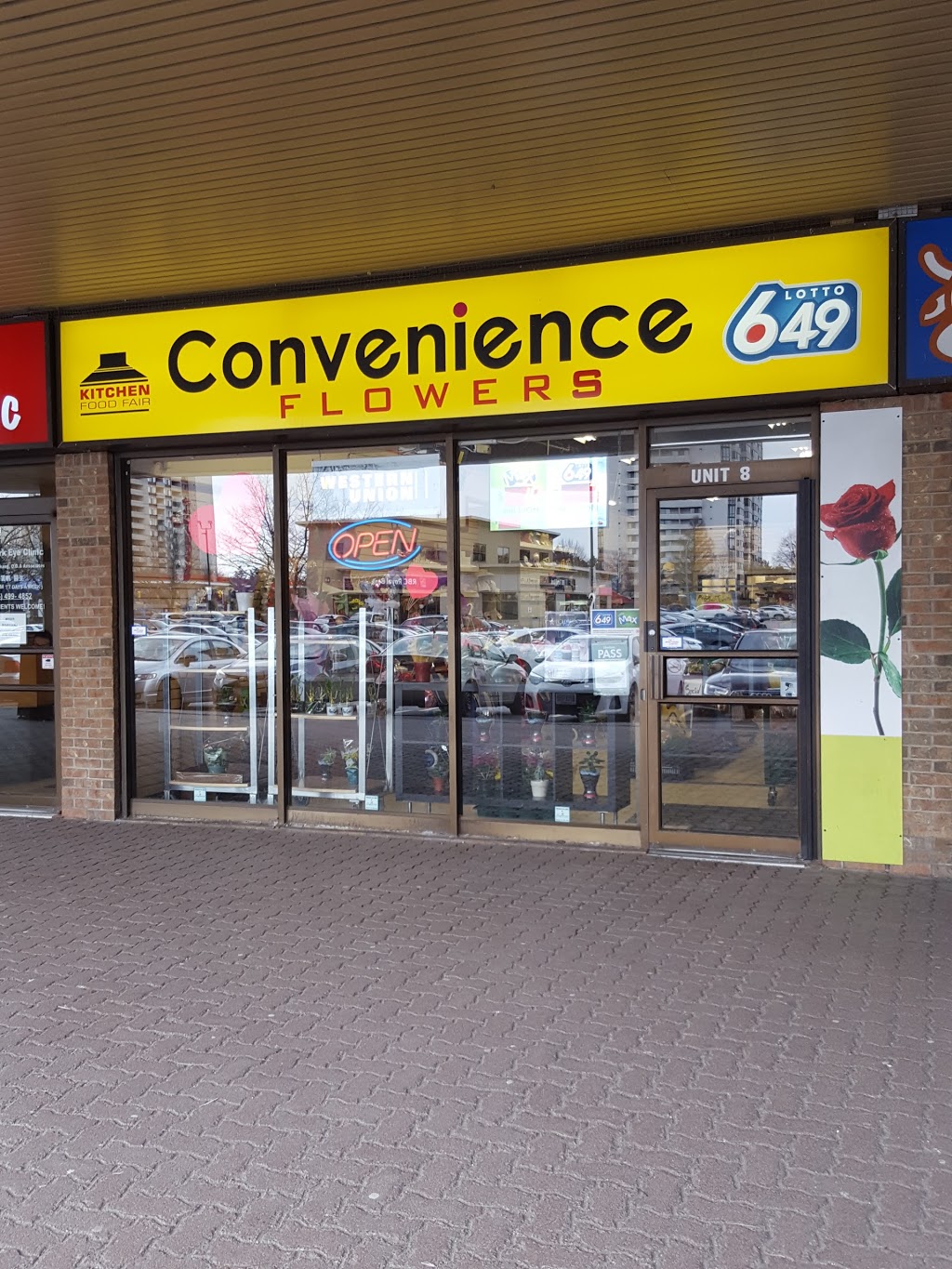 Kitchen Food Fair Convenience and Flowers | 3555 Don Mills Rd #8, North York, ON M2H 3N3, Canada | Phone: (416) 494-1222