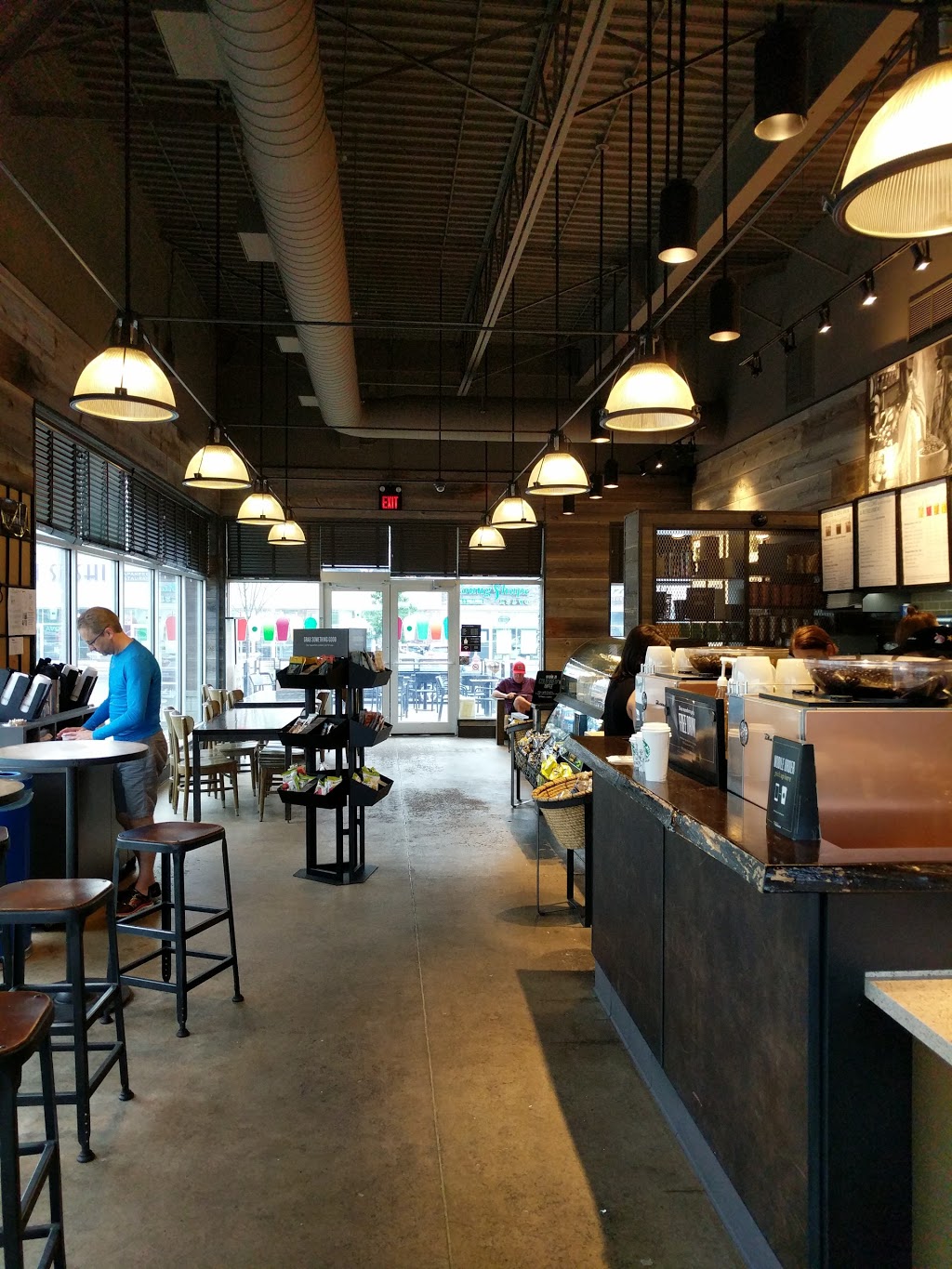 Starbucks | 1930 Fowler Dr C101, Mississauga, ON L5K 0A1, Canada | Phone: (905) 823-5347