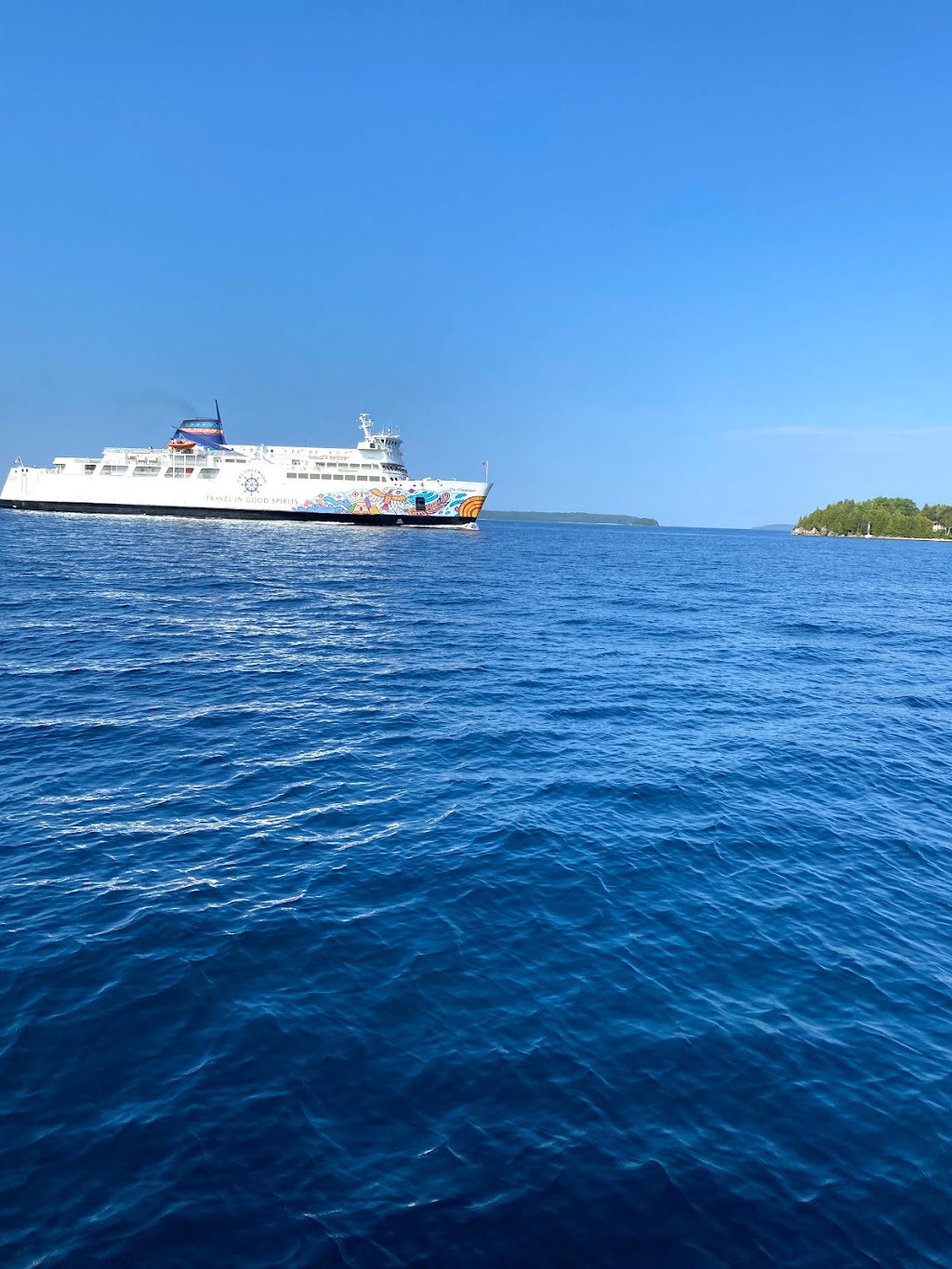 Bruce Peninsula National Park: Visitors Center | 120 Chi sin tib dek Rd, Tobermory, ON N0H 2R0, Canada | Phone: (888) 773-8888