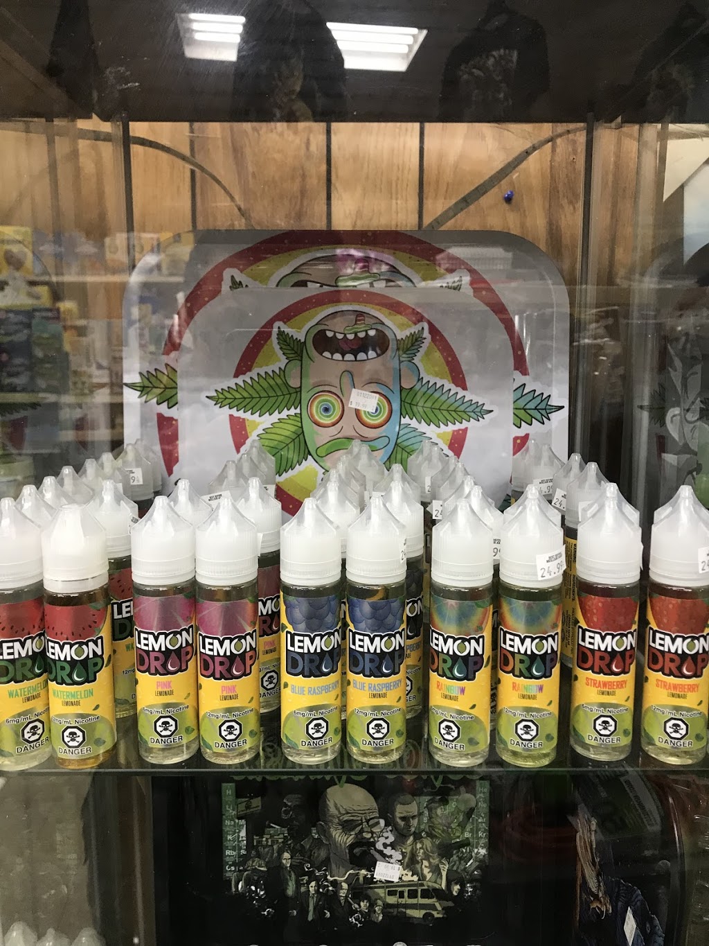 Jug city /vape store /stlth/JUUL available | 21D Essa Rd, Barrie, ON L4N 3K4, Canada | Phone: (705) 716-1998