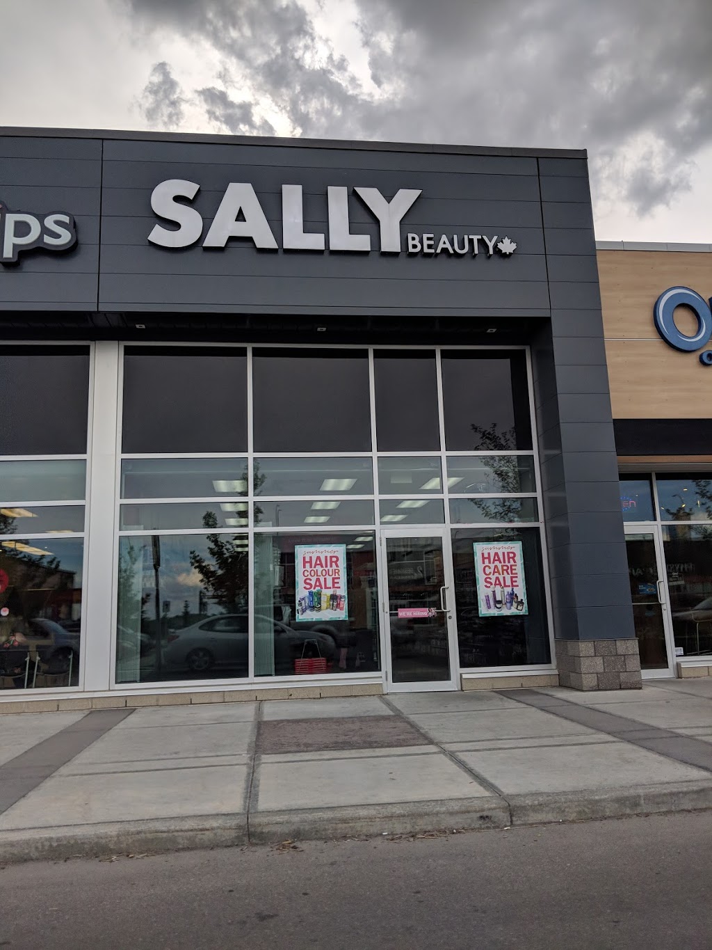 Sally Beauty | 409 E Hills Blvd SE #615, Calgary, AB T2A 4X7, Canada | Phone: (403) 800-3225