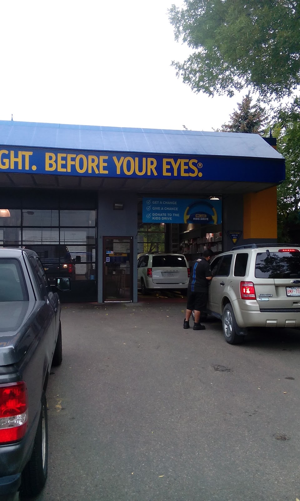 Mr. Lube | 12704 137 Ave NW, Edmonton, AB T5L 4Y8, Canada | Phone: (780) 456-8918