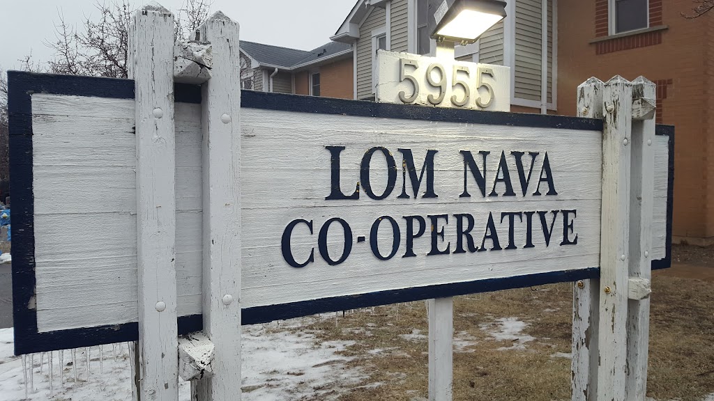 Lom Nava Housing Co-Op | 5955 Glen Erin Dr, Mississauga, ON L5M 5N9, Canada | Phone: (905) 821-7622