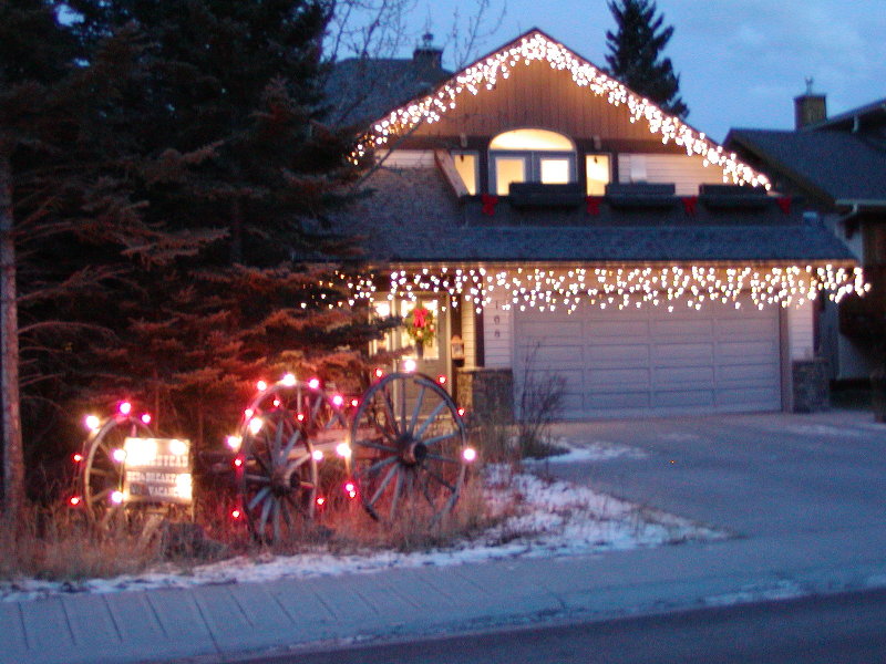Homestead Bed & Breakfast | 168 Charles Carey, Canmore, AB T1W 2R4, Canada | Phone: (403) 678-8166