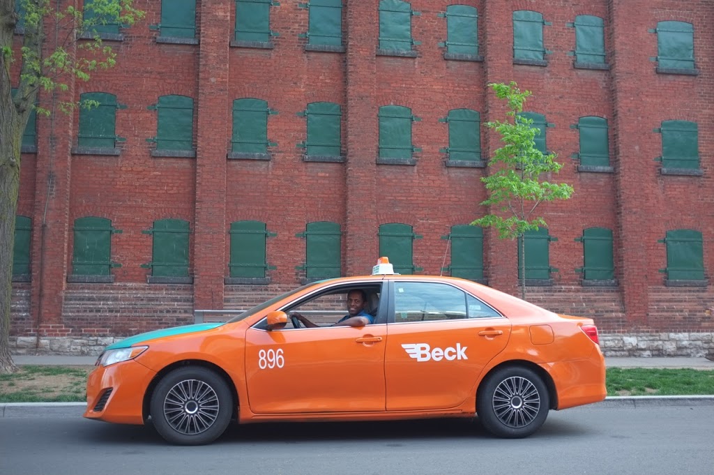 Beck Taxi | 1 Credit Union Dr, North York, ON M4A 2S6, Canada | Phone: (416) 751-5555