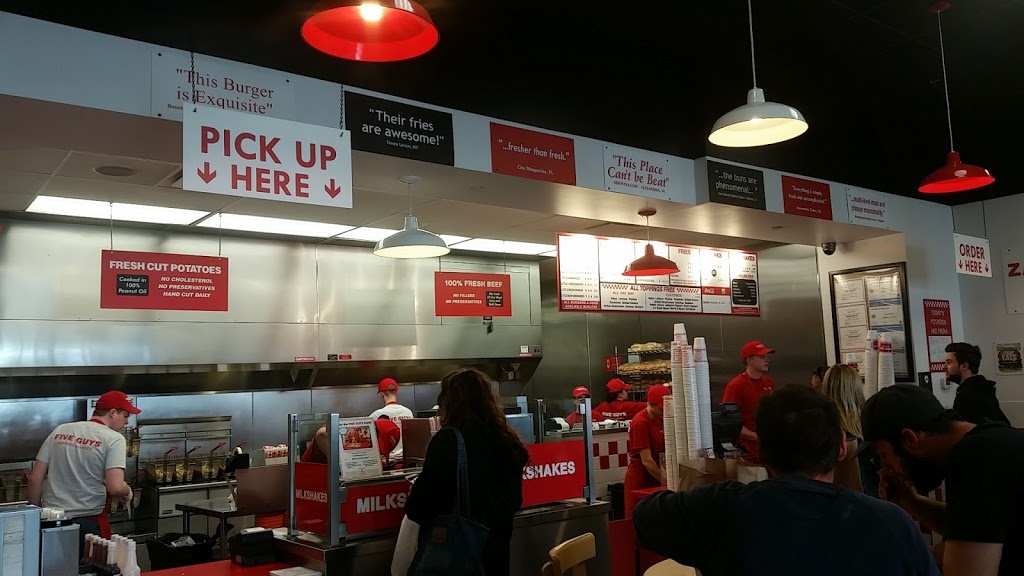 Five Guys | 770 Gardiners Rd, Kingston, ON K7M 3X9, Canada | Phone: (613) 384-8855