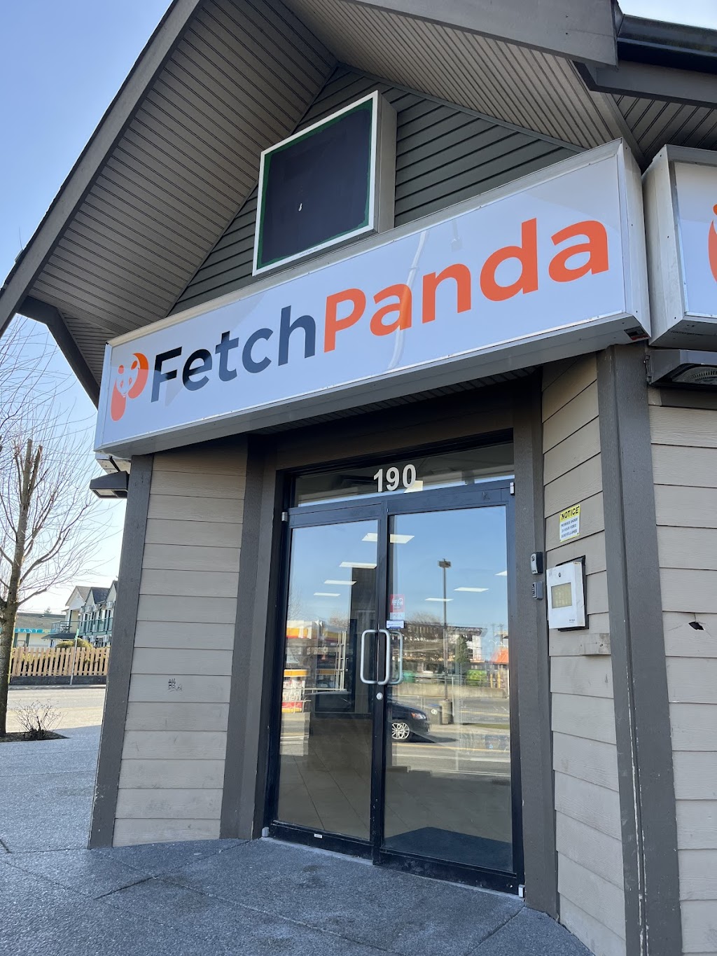 Fetch Panda Convenience | 190 Nicol St, Nanaimo, BC V9R 4S9, Canada | Phone: (250) 716-3349