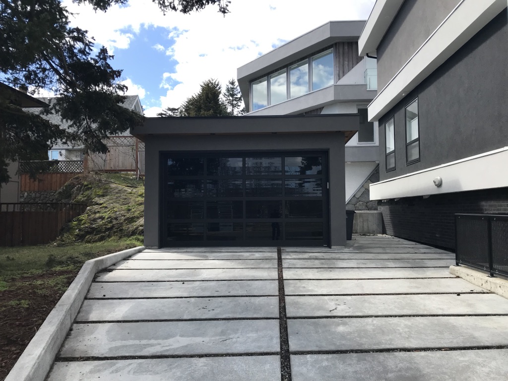 Accent garage doors | 3241 Irma St, Victoria, BC V8Z 3R8, Canada | Phone: (250) 880-0814