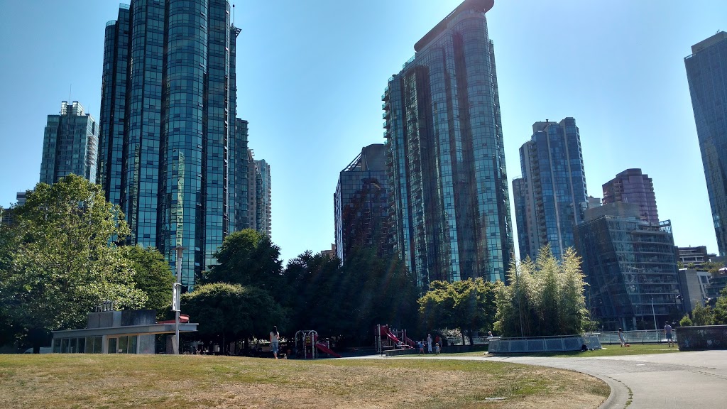 Coal Harbour Park | 323 Jervis St, Vancouver, BC V6C 3P8, Canada | Phone: (604) 718-8222