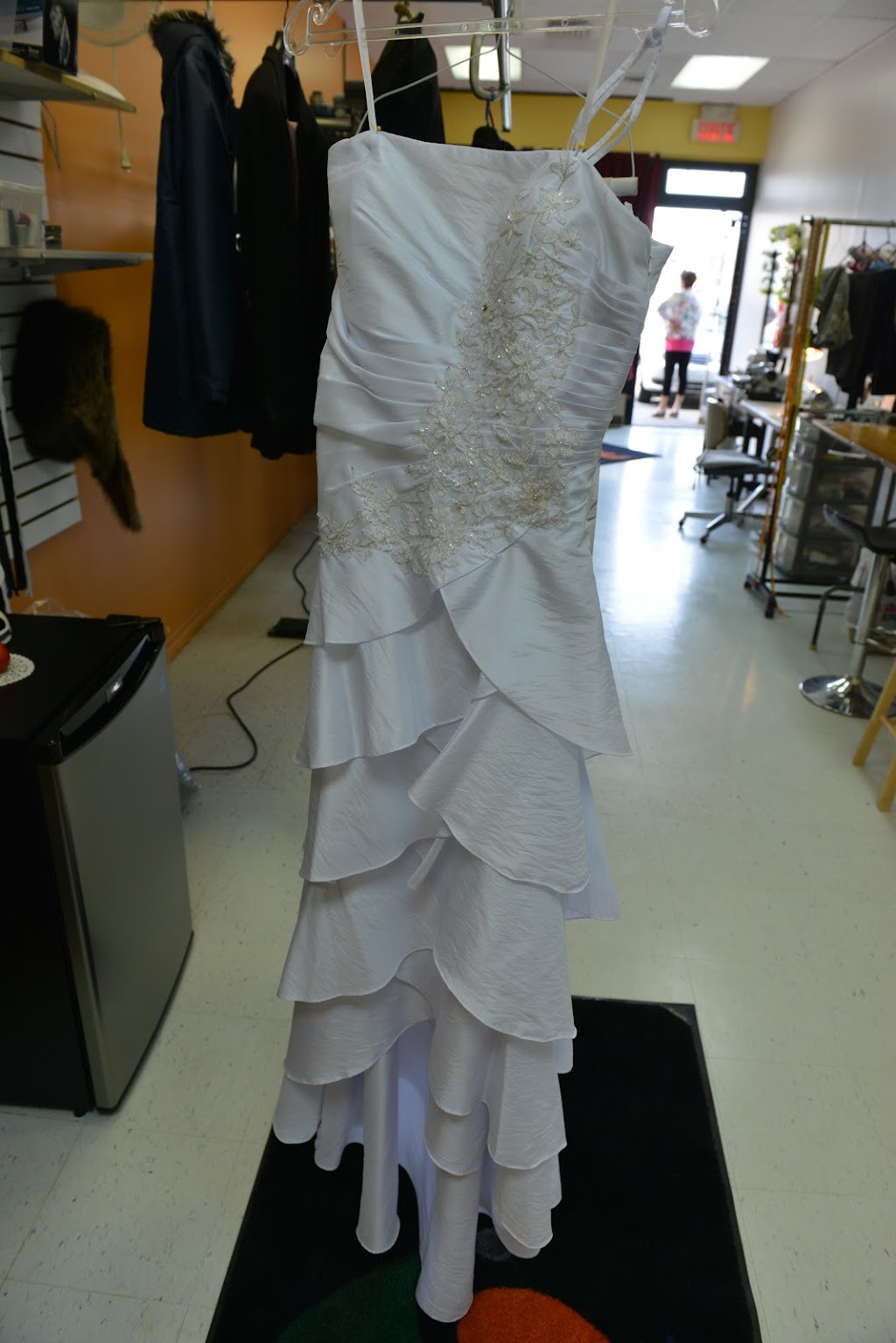 Atelier de couture Chez Didi | 1875 Rue Notre Dame #3, LAncienne-Lorette, QC G2E 4K1, Canada | Phone: (418) 780-8913