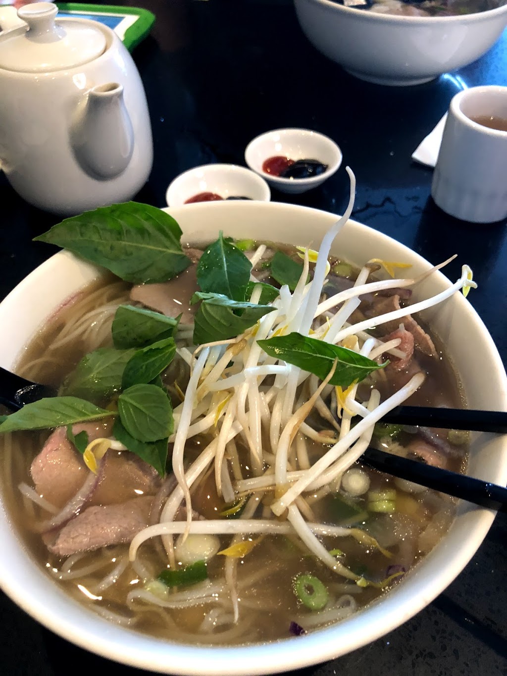 Pho Fusion | 16700 Bayview Ave, Newmarket, ON L3X 1W1, Canada | Phone: (905) 235-1054