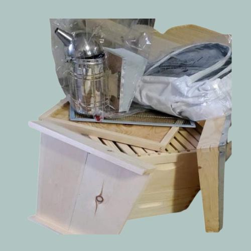 OPH Beekeeping Supplies | 559 McNaughton Ave E, Chatham, ON N7L 0E3, Canada | Phone: (226) 798-5400