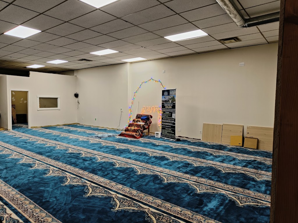 Masjid Khaatam Ul Anbiyah | 26 Franklin St S, Kitchener, ON N2C 1R4, Canada | Phone: (647) 299-7401