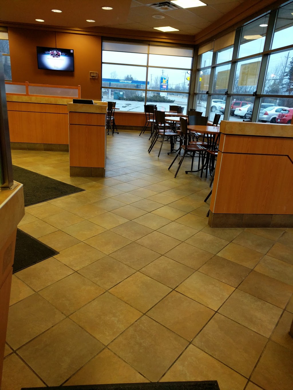 Tim Hortons | 1527 Water St, Peterborough, ON K9H 0C6, Canada | Phone: (705) 876-0342