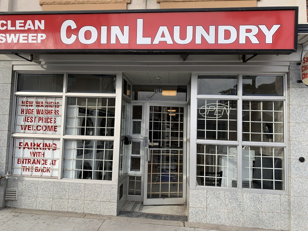 Clean Sweep Coin Laundry | 2752 Danforth Ave, Toronto, ON M4C 1L7, Canada | Phone: (416) 786-9582