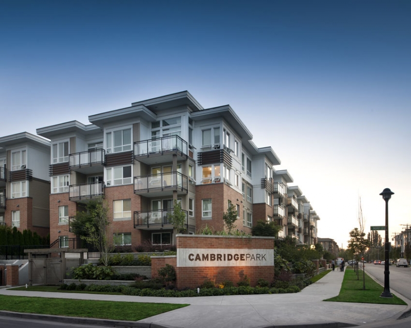 Cambridge park | 9399 Tomicki Ave, Richmond, BC V6X 1C9, Canada | Phone: (778) 881-2390