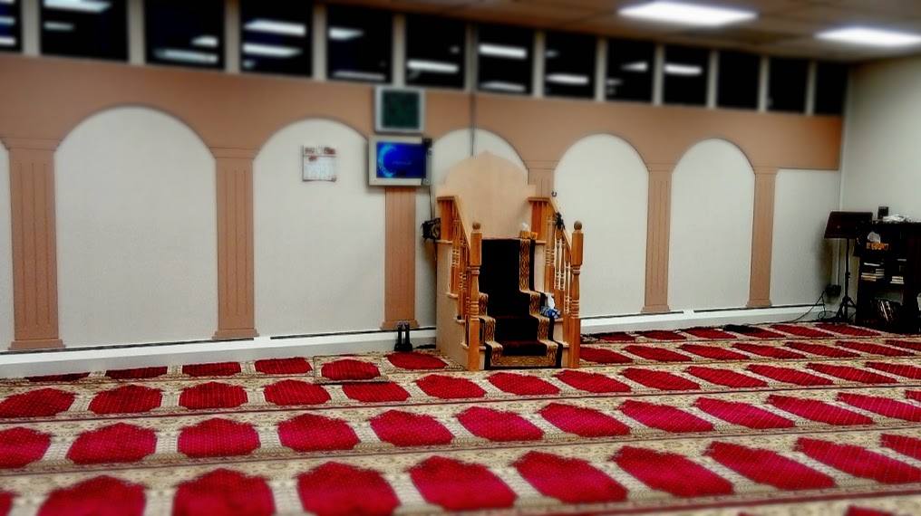 Masjid Al Omari مسجد | 6504 137 Ave NW, Edmonton, AB T5A 1R8, Canada | Phone: (780) 705-4191