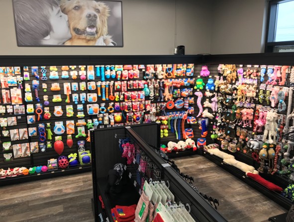 Pet Valu | 2600 Simcoe St N Unit A12, Oshawa, ON L1H 7K4, Canada | Phone: (905) 433-7027