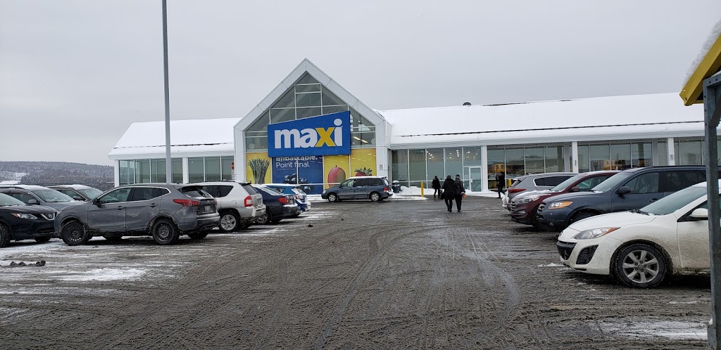 Maxi | 8200 Boulevard Lacroix, Saint-Georges, QC G5Y 2B5, Canada | Phone: (418) 227-9228