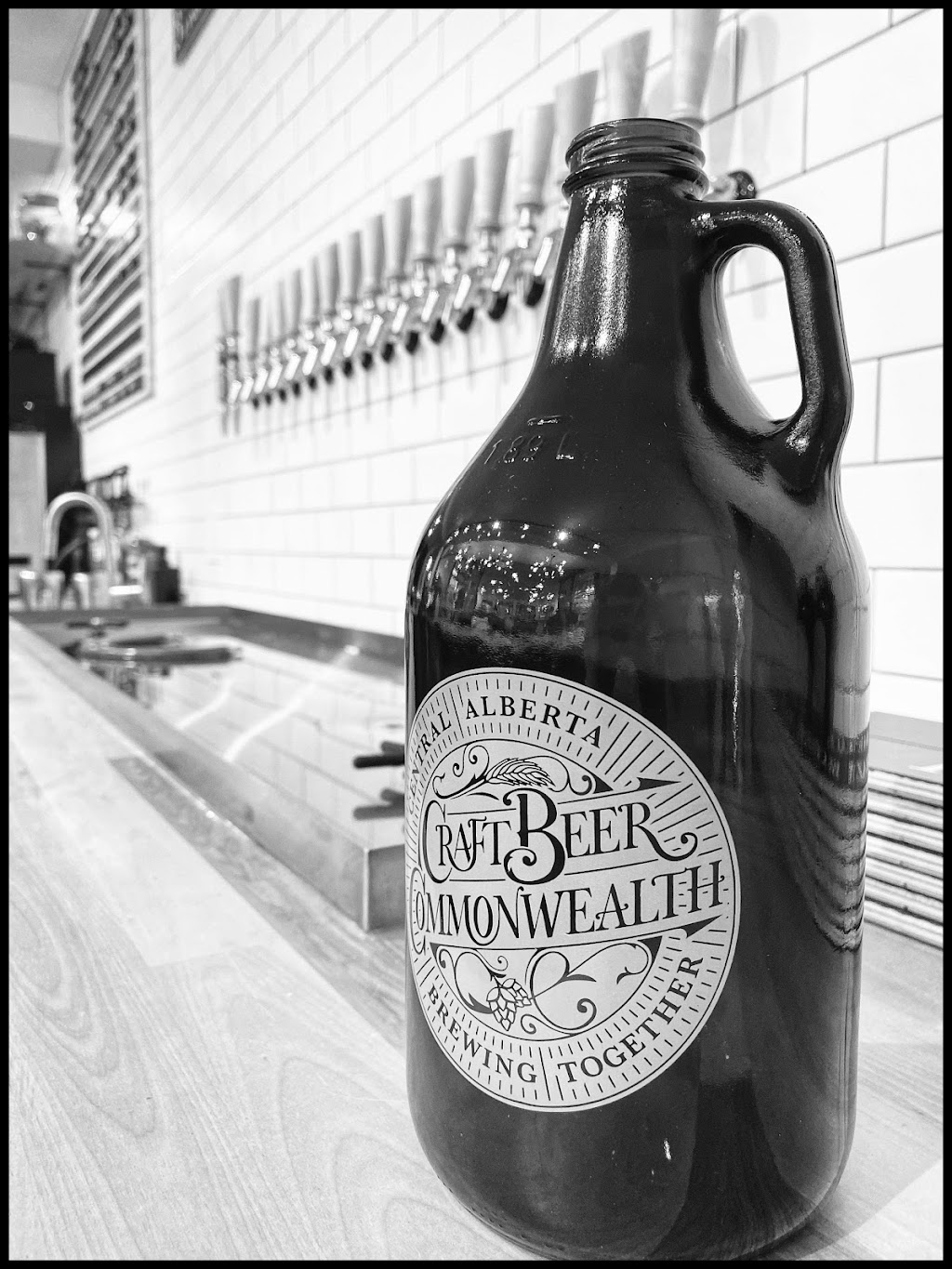 Craft Beer Commonwealth | 558 Laura Ave, Alberta T4E 0A5, Canada | Phone: (403) 588-2537