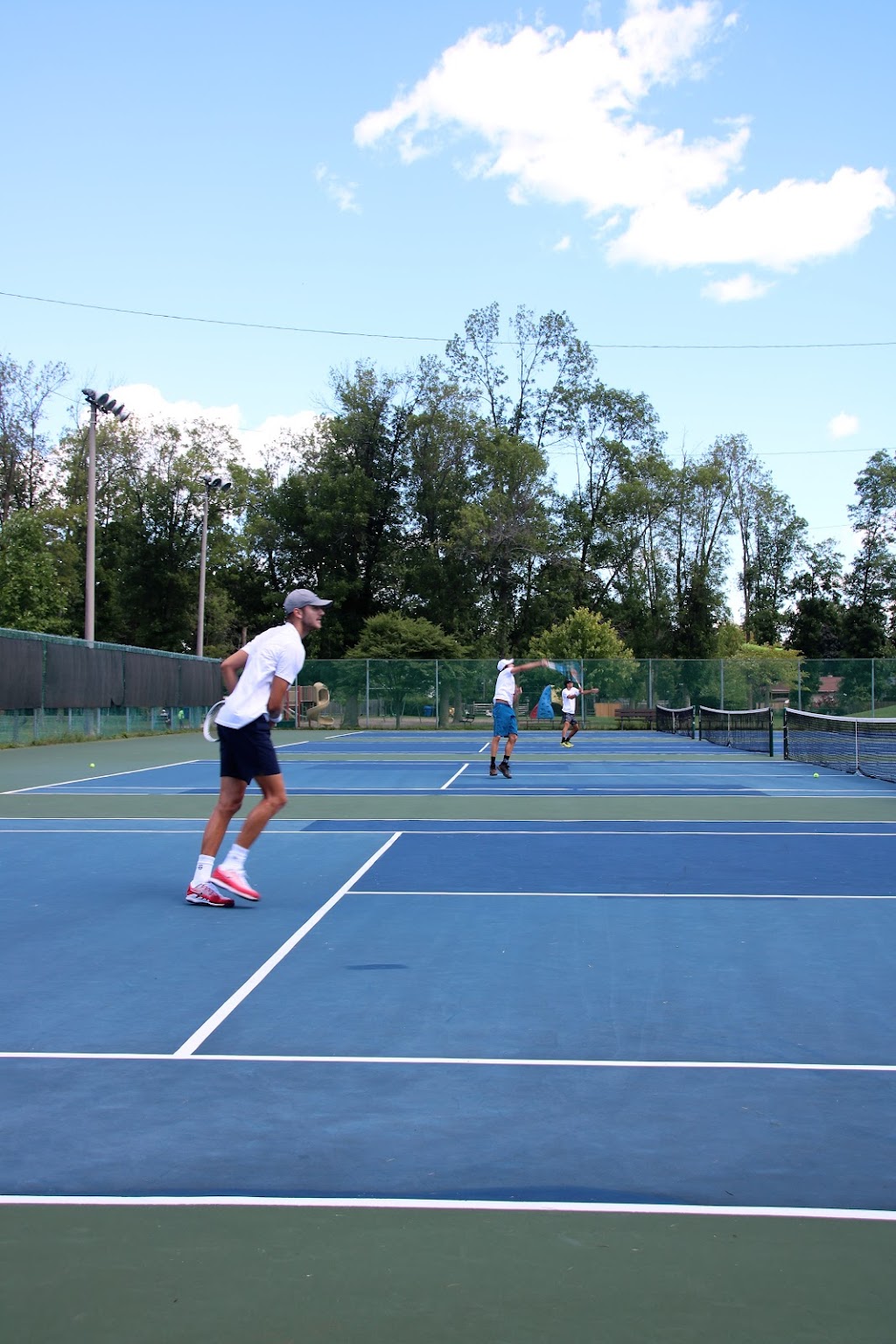 Guildwood Tennis Club | 170 Sylvan Ave, Scarborough, ON M1E 1A3, Canada | Phone: (647) 285-1627