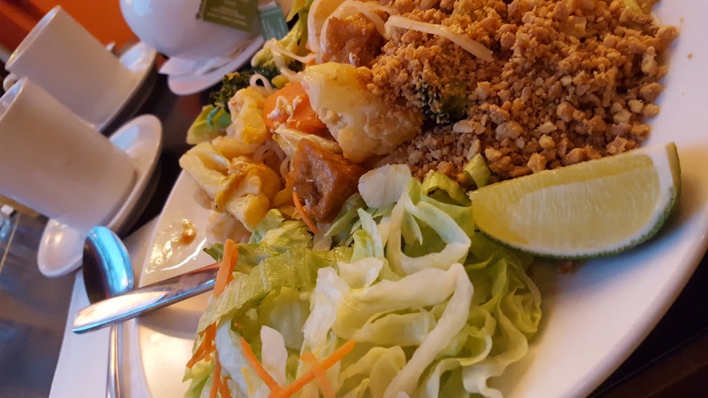 Tropical Thai | 2745 Veterans Memorial Pkwy #137, Victoria, BC V9B 3B2, Canada | Phone: (250) 478-5455