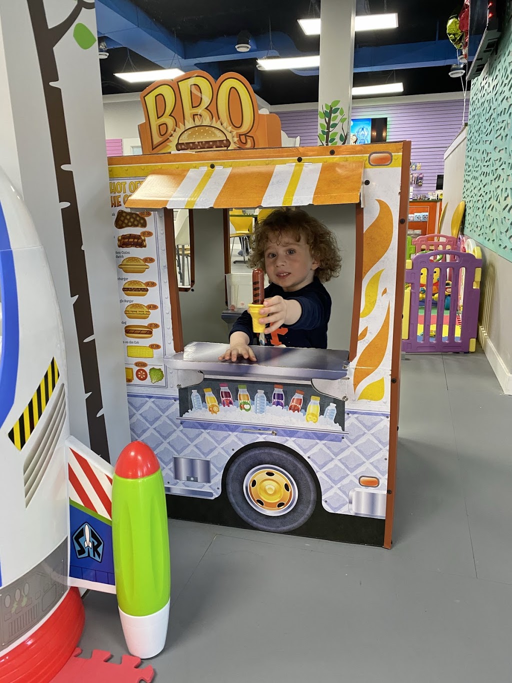 Kids Ville Indoor Playground & Cafe | 945 Innisfil Beach Rd #8, Innisfil, ON L9S 1V3, Canada | Phone: (905) 898-5032