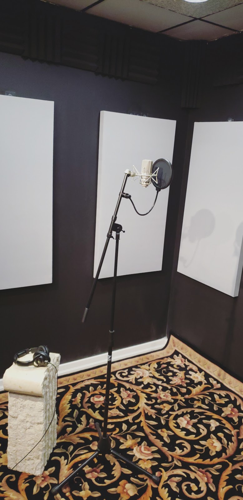 The Lab Recording Studio | 147 Turbine Dr, North York, ON M9L 2S7, Canada | Phone: (647) 701-0262